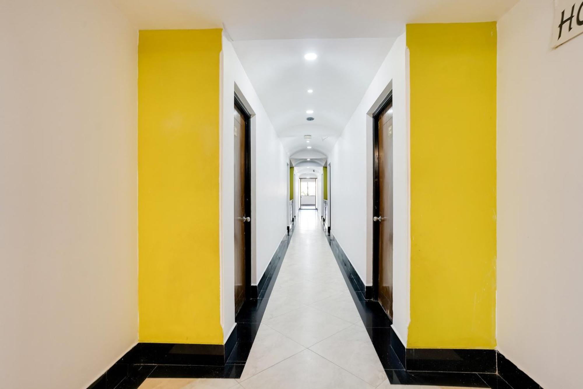 Super Townhouse Margao Near Railway Station Hotel Kültér fotó